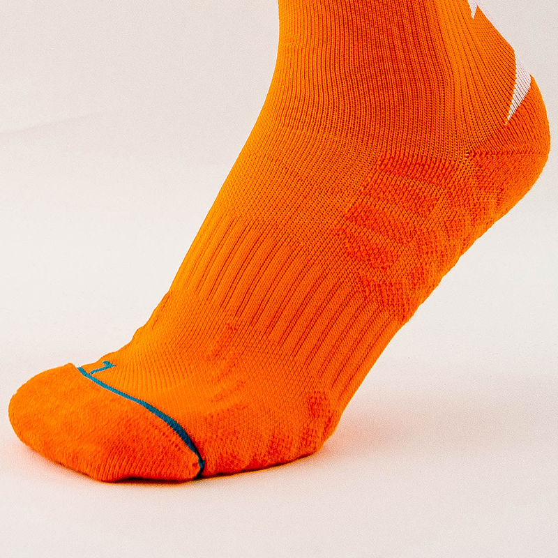 Stocaí peile breathable mear-thriomú
